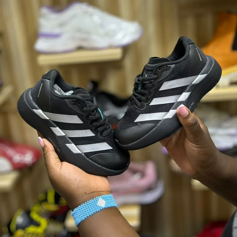 Adidas Adidas Black / Silver Three-Stripe Trainer in Core Black / Silver — thumbnail 2