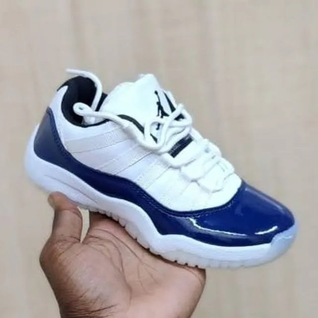 Jordan Air Jordan 11 Low Concord Navy — White / Midnight Navy / Icy sole