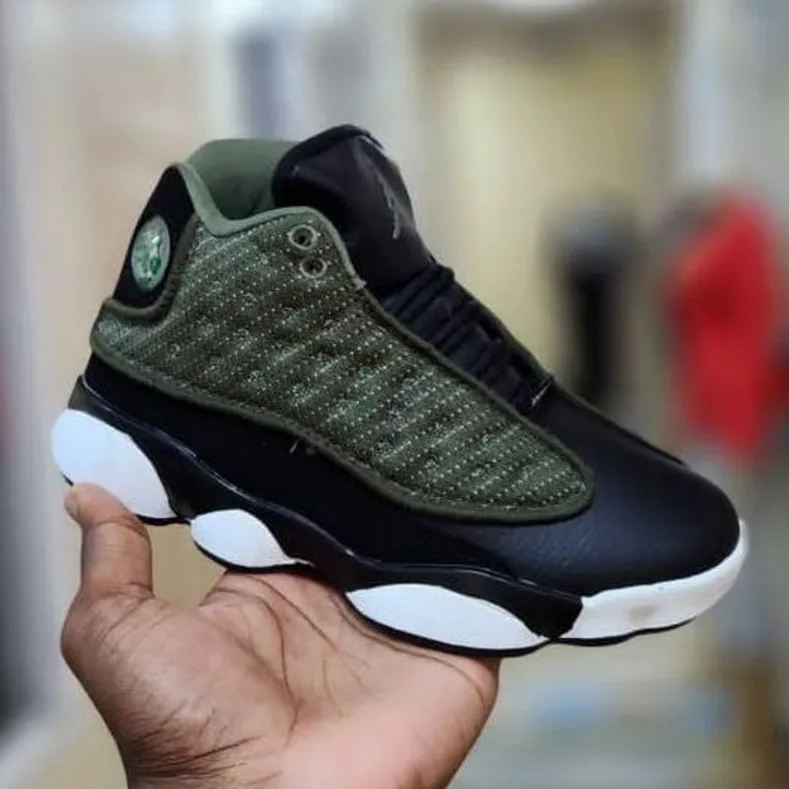 Jordan Air Jordan 13 Olive / Black in Olive / Black / White — thumbnail 2