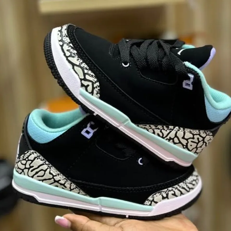 Jordan Air Jordan 3 Black / Mint Cement — Black / Mint / Cement Grey