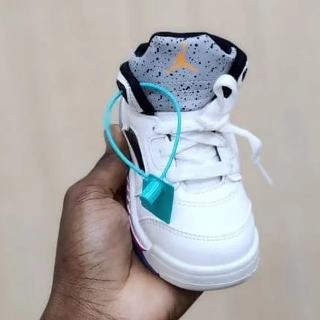 Jordan Air Jordan 5 White / Grey / Pink in White / Grey / Pink / Purple — thumbnail 2
