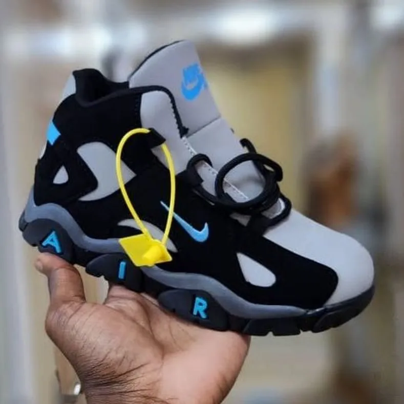 Nike Nike Air Barrage Mid Black / Grey / Blue — Black / Wolf Grey / Blue Lightning