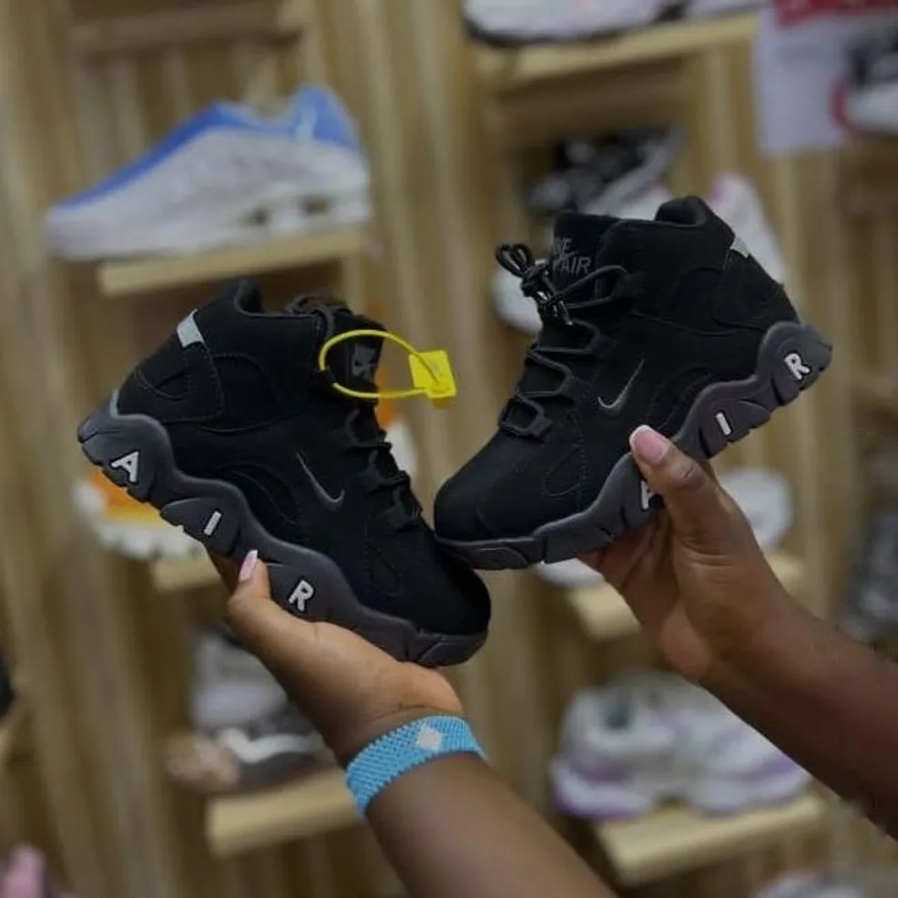 Nike Nike Air Barrage Mid Triple Black in Black — thumbnail 2