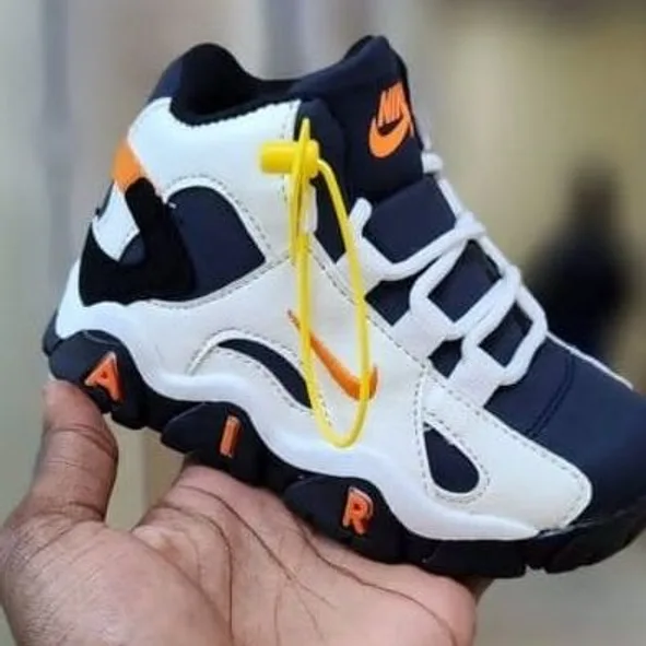 Nike Nike Air Barrage Mid White / Navy / Orange — White / Midnight Navy / Total Orange