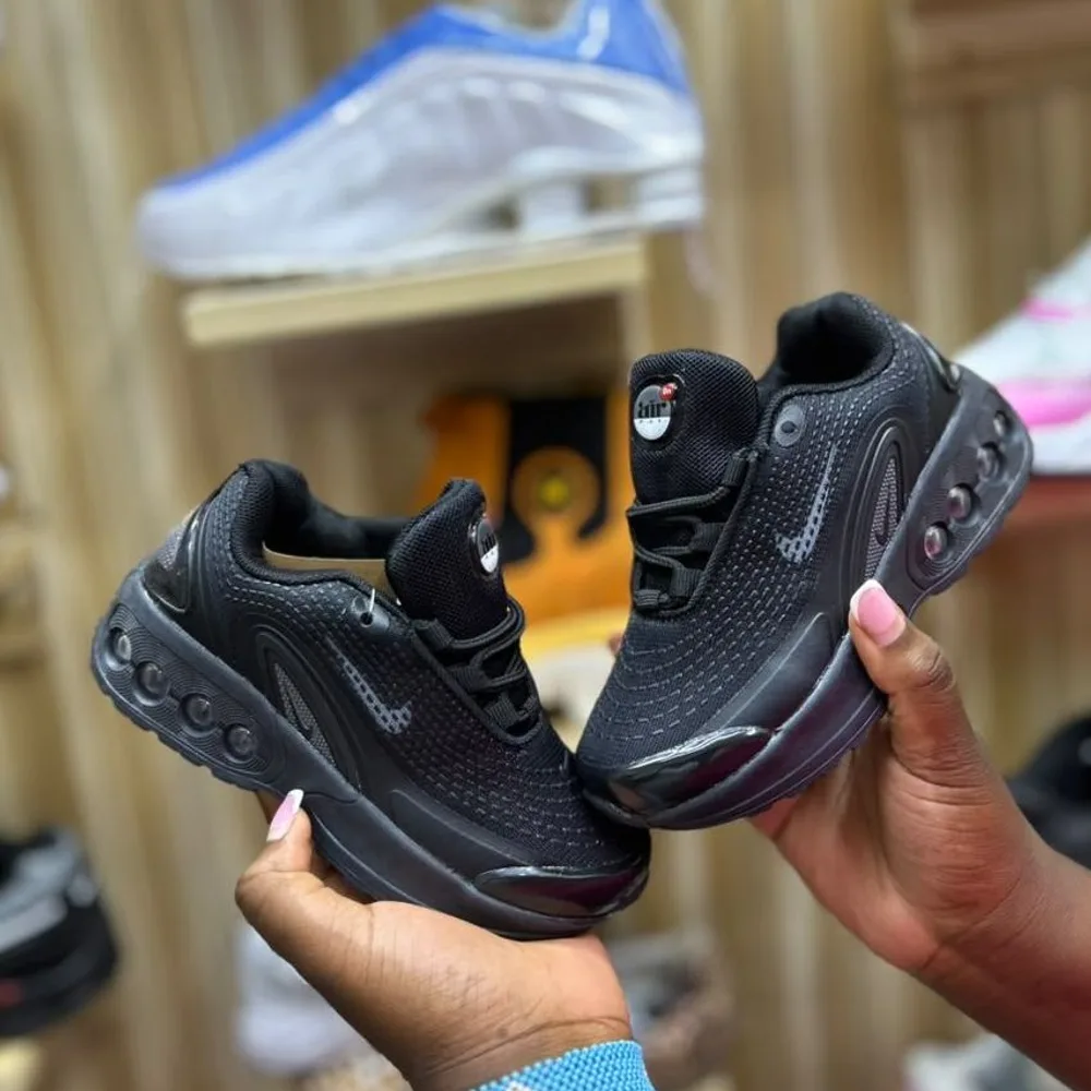 Nike Nike Air Max Dn Triple Black in Black — thumbnail 2