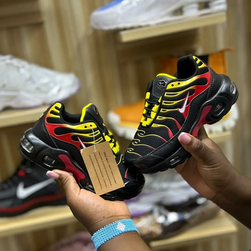 Nike Nike Air Max Plus TN Sunset in Black / Red / Yellow — thumbnail 2