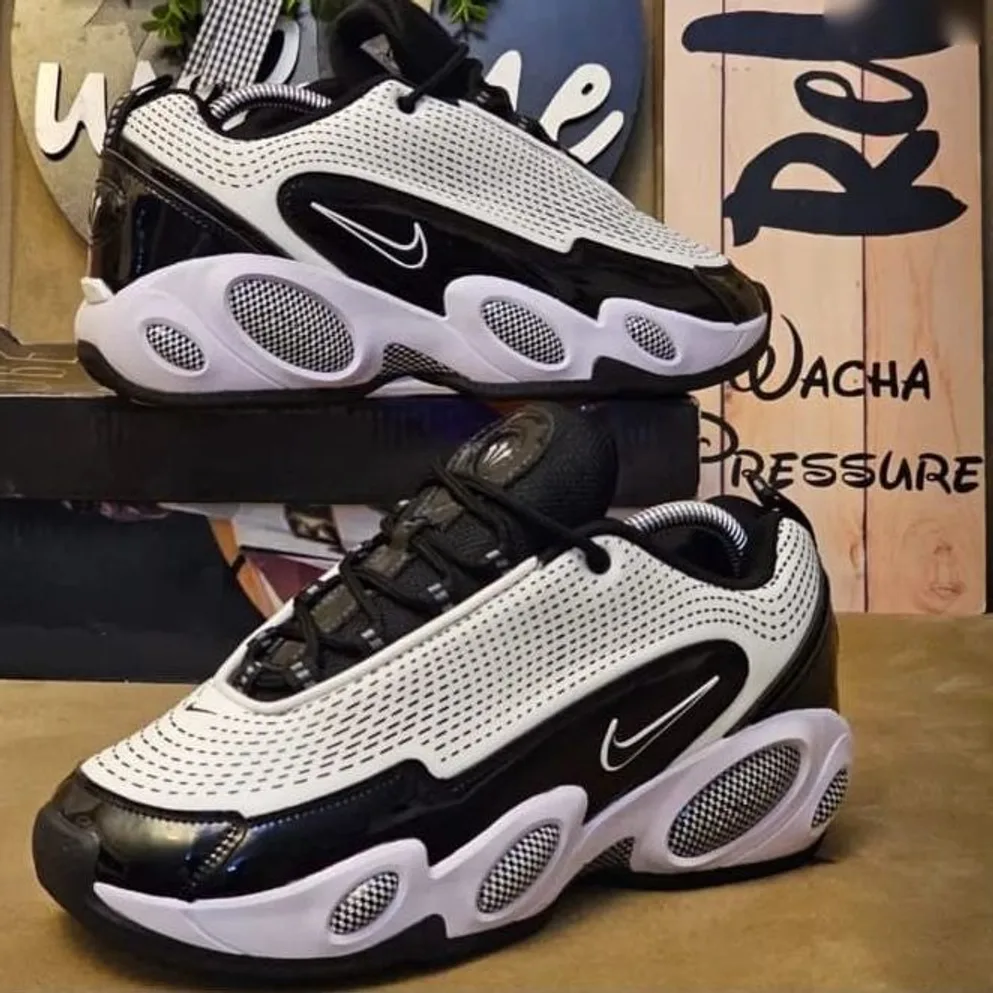 Nike Nike x NOCTA Glide White / Black — White / Black