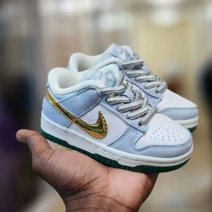 Nike Nike SB Dunk Low Light Blue / Gold — Light Blue / White / Metallic Gold / Green